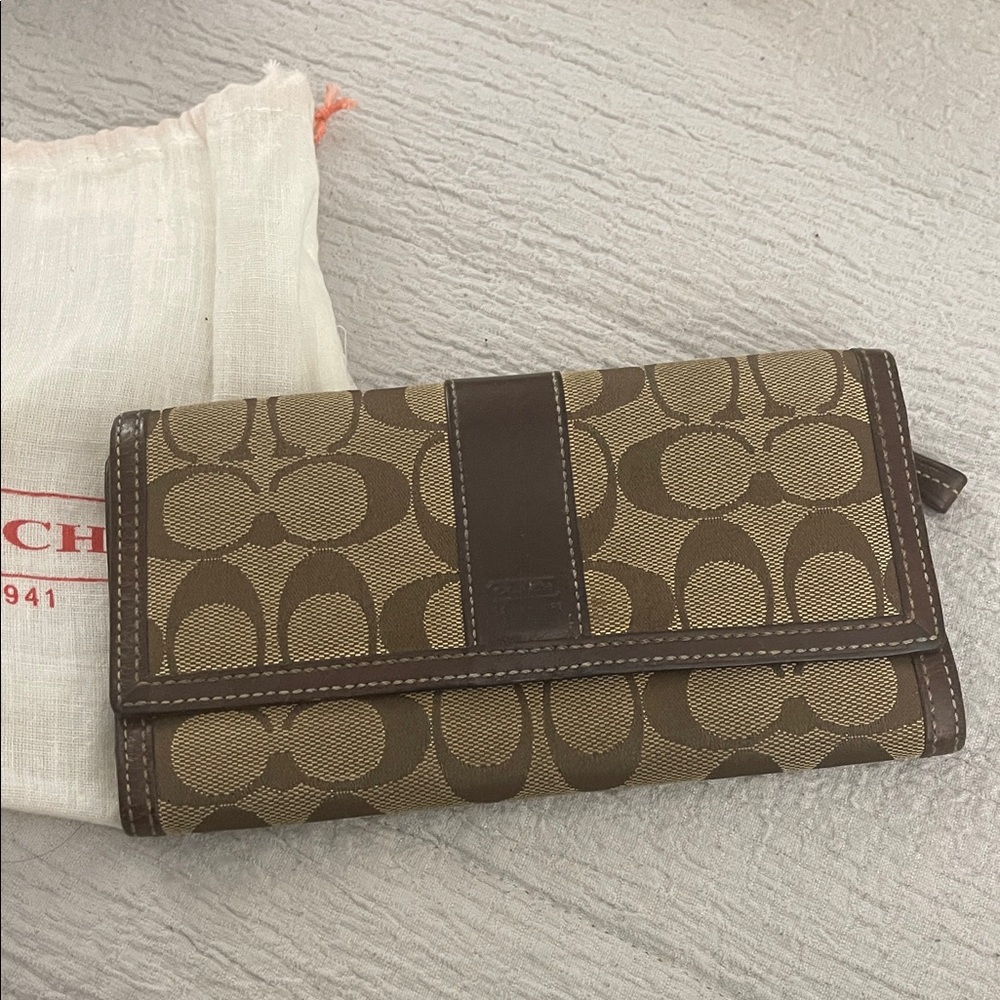 Coach Tan and Brown Signature Wallet